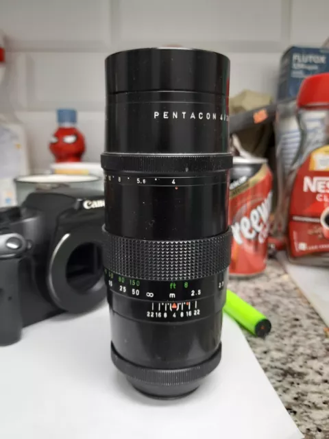 Objetivo Pentacon 200 mm M42 con adaptador a Canon Eos digital