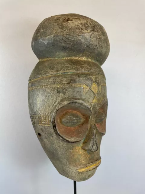 211218 - Old African mask from the Chokwe - Angola.