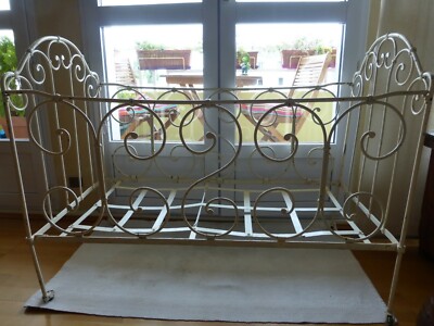 Ancien Lit Fer Forge Enfant Nourrisson Bebe Fonte Blason Fleur De Lys Eur 180 00 Picclick Fr