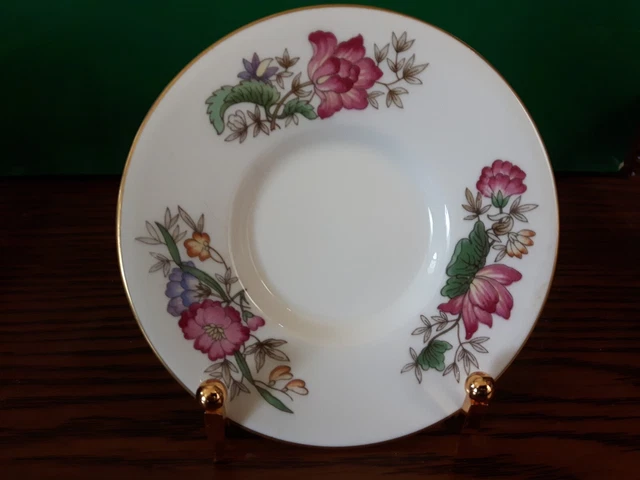 Vintage - Wedgwood /Charnwood - Bone China - Flowers - Saucer - England - # 2535