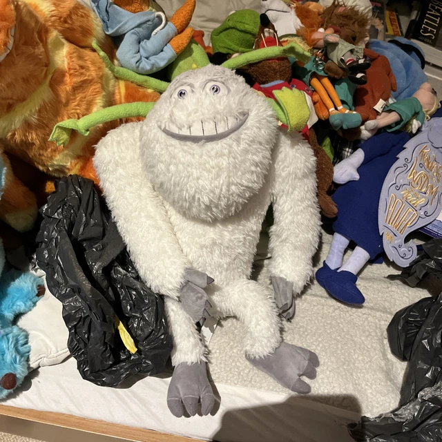 DISNEY STORE PIXAR Monsters Inc Abominable Snowman Yeti Soft Plush Toy disney-store-pixar-monsters-inc-abominable-snowman-yeti-soft-plush-toy