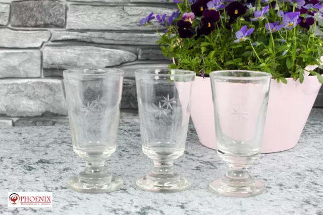 3 Fußbecher 1920er Jahre Art Decó mundgeblasenes Glas Weinbecher Saftbecher