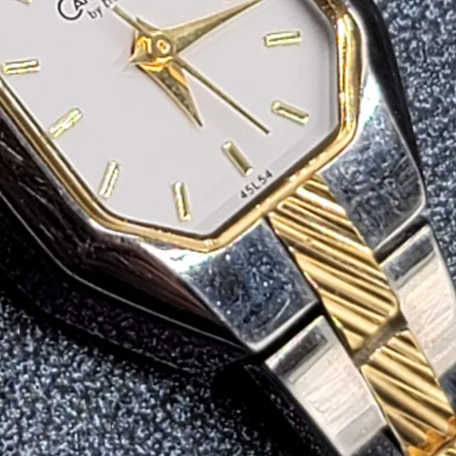 Caravelle by Bulova Watch 45L54 Women Silver Gold Two Tone Band Needs Battery 2