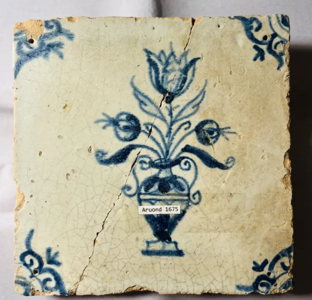 Early 17th Century Dutch Blue and White Delft Tile - Tulips in a Vase 2 B14