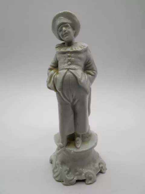 Commedia Dell'arte : Statuette Figurine " Pierrot " En Porcelaine Capodimonte