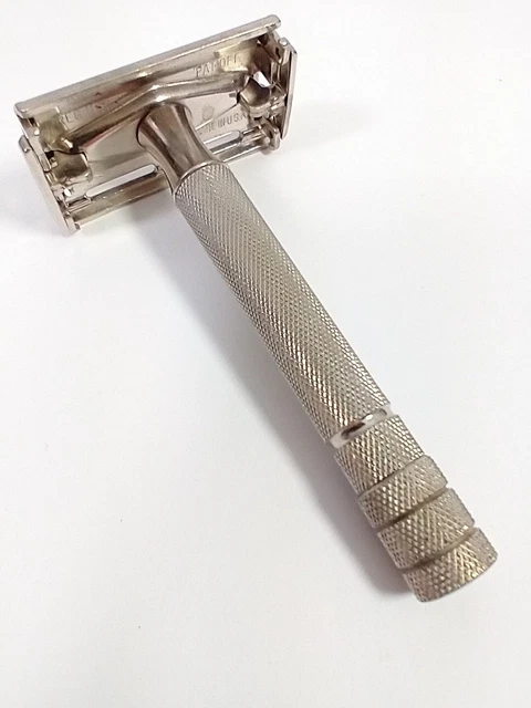 WOW! Vintage 1940's Gillette Super Speed DE Safety Razor Pre Date Code  Clean!