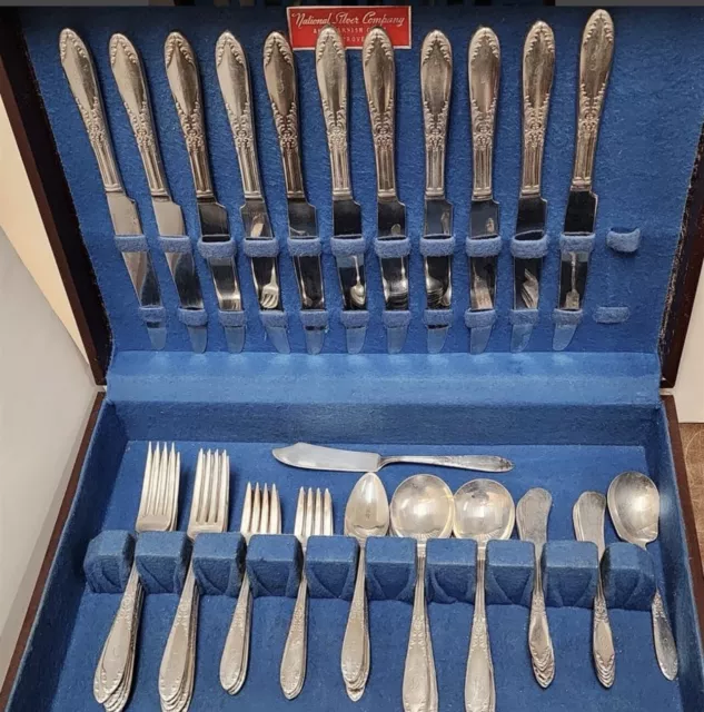 69-piece NATIONAL SILVER CO. silver-plated "Martinique" cutlery set with box1940