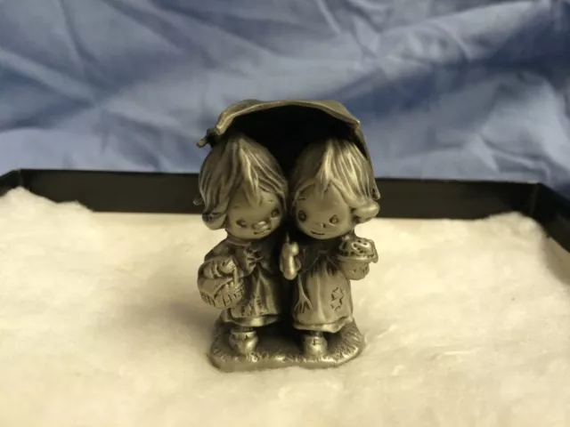 1977 Hallmark Fine Pewter Little Gallery Kids Under Umbrella Friendship Figurine