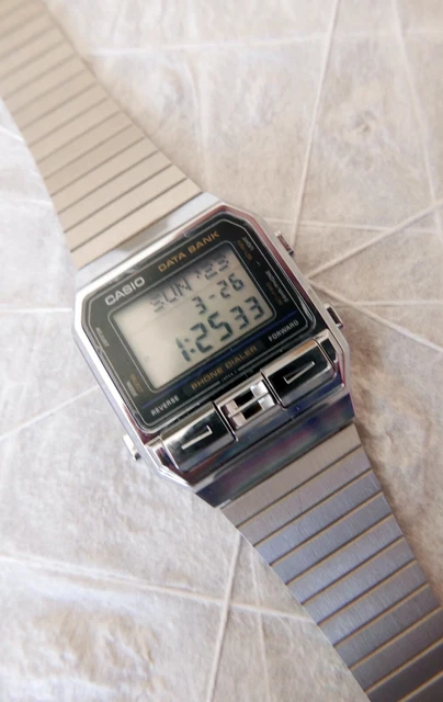 Vintage Casio DBA-800 Data Bank Phone Dialer Multi Function LCD Watch & Bracelet