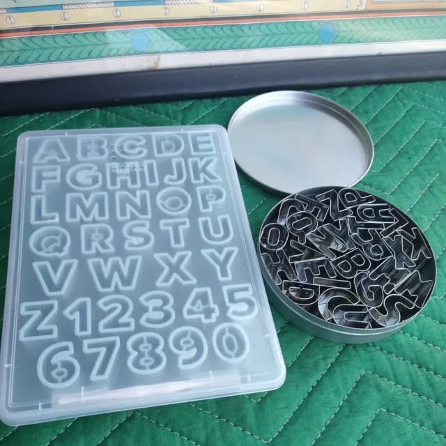 Lote de 2 mini conjunto decorativo de alfabeto metal y plástico