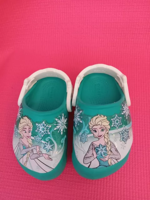 CROCS Disney Frozen Elsa Teal girls light up snowflake Size C5 Worn Once