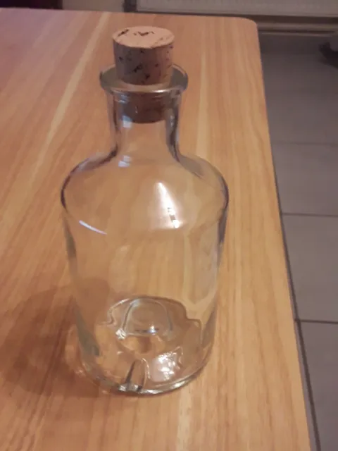 bouteille en verre 0.75l avec bouchon liege neuve
