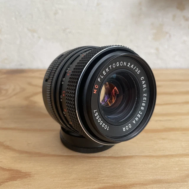 Carl Zeiss Jena Flektogon MC 35mm 2.4