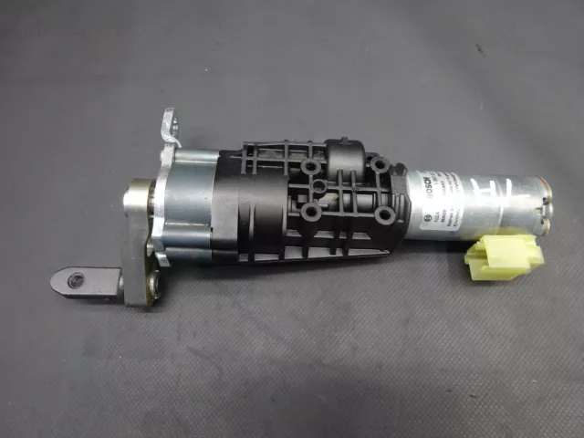 AUDI A4 B9, 8W5, 8WD Antriebseinheit für Heckklappe Stellmotor Links 8W9827851D