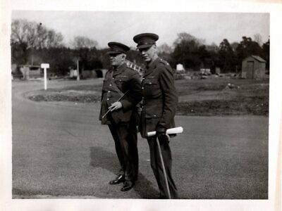 Original Press Photo WW2 British Military RAMC Aldershot French News visit