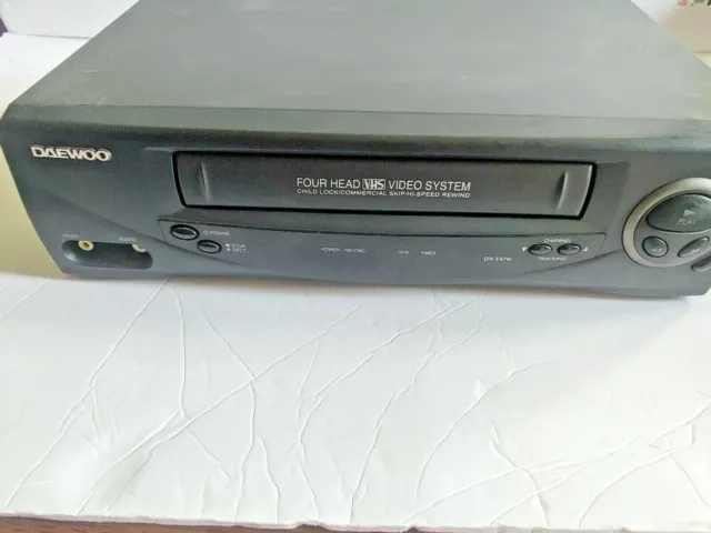 Reproductor VHS VCR Modelo DAEWOO DV-T47N HiFi 4 Cabezales ¡Sin Control Remoto PROBADO!