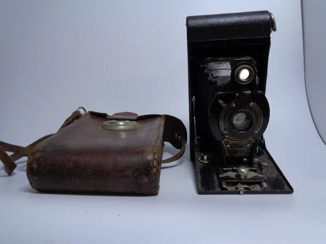 Appareil photo ancien à soufflet  KODAK N°2 A Folding Hawk-Eye brownie + housse
