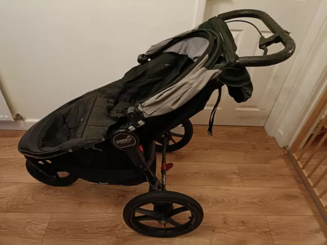 Baby Jogger Summit X3 jogging pushchair Suitable From 9 months