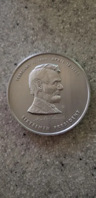 Abraham Lincoln Memorial Sixteenth President Commemorative Medal Coin "2 Inches"