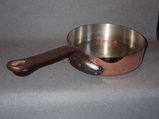 Vintage 9.75” French Copper Sauté Pan Stainless Steel Lined 2.25mm Le Gourmet Vintage 9.75” French Copper Sauté Pan Stainless Steel Lined 2.25mm Le Gourmet