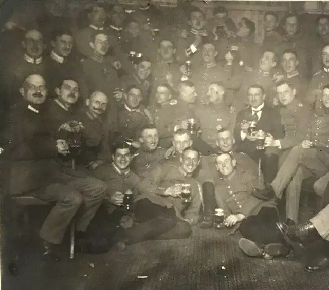 WW1 Photo Postcard Group German Prussian Soldiers Drinking Beer Party Patriotic