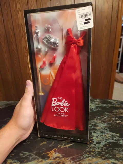 2012 The Barbie Look on the Red Carpet Gown Dress Black Label New in Box X9193