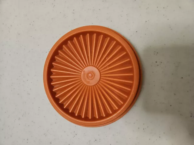 VINTAGE TUPPERWARE LID BURNT ORANGE 5in TOP 812-45 SUNBURST