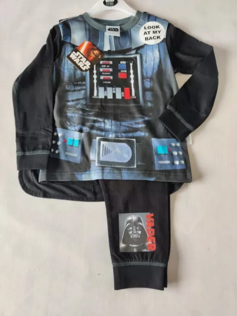 New Star Wars Darth Vader Pyjamas with Detachable Cape  3-4