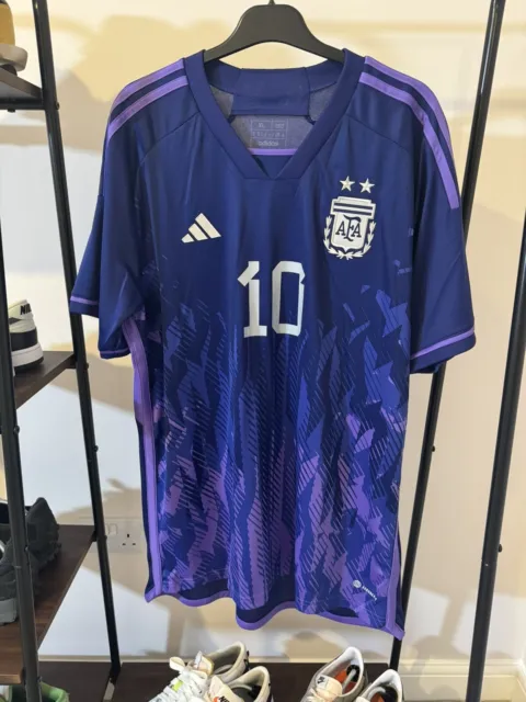 Messi Argentinien 2022 WM Adidas Shirt - Größe Herren XL echt selten brandneu mit Etikett