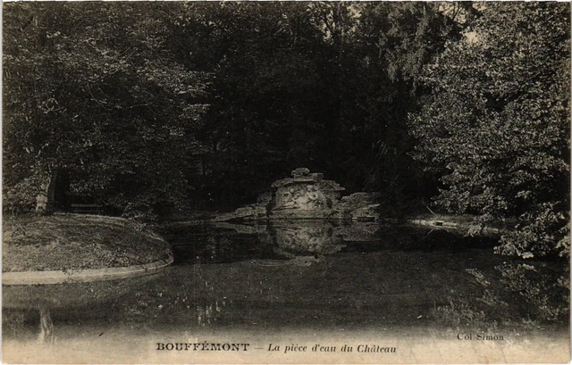 CPA Bouffemont La piece d'eau du Chateau FRANCE (1309873)
