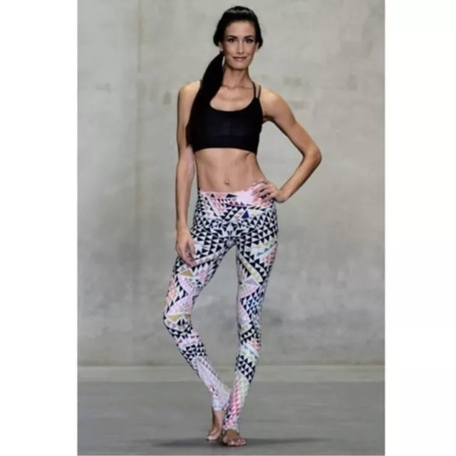 NIYAMA SOL | Kaleidoscope Endless Leggings Multi Color Triangle Size XS