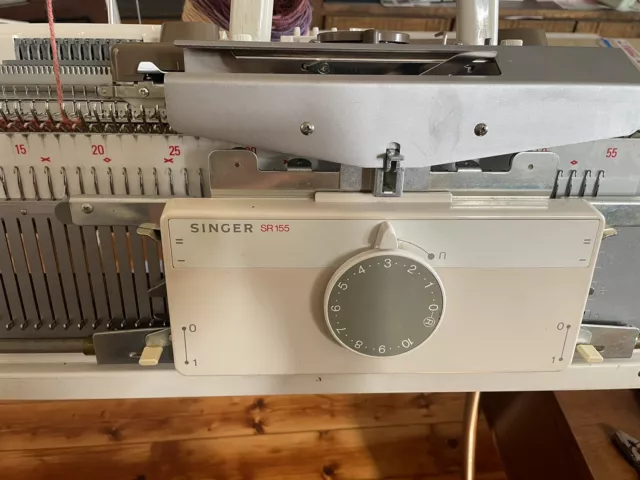 Singer Mod155 Bulky Chunky Knitting Machine And SR155 Ribber