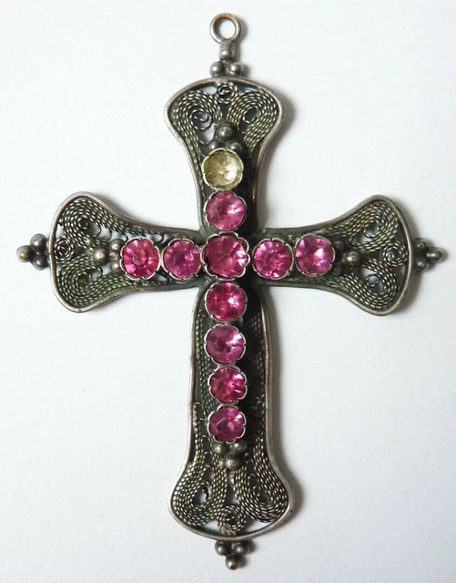 Pendentif Croix Argentée Et Noire En Métal - 6,5 Cm - Lot 918 - Neuf Sans Emballage