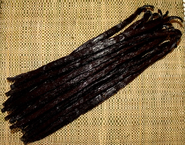 7 GOUSSES DE VANILLE BOURBON 13-15 cm Origine MADAGASCAR