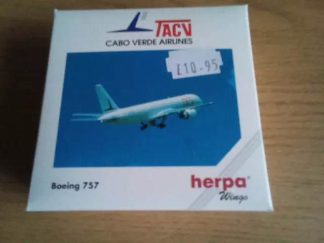 Herpa 1:500 aircraft model - TACV Cabo Verde Airlines Boeing 757-2