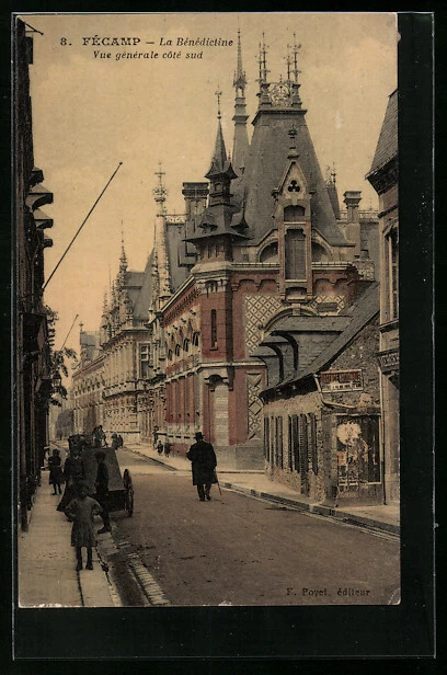 CPA: FECAMP, Vue Générale prise de la Caisse d'Epargne, vers 1900