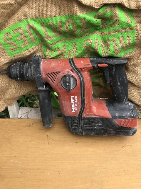 Lot Hilti 22V - Perforateur, Meuleuse, Visseuse (occasion, Avec Batterie)