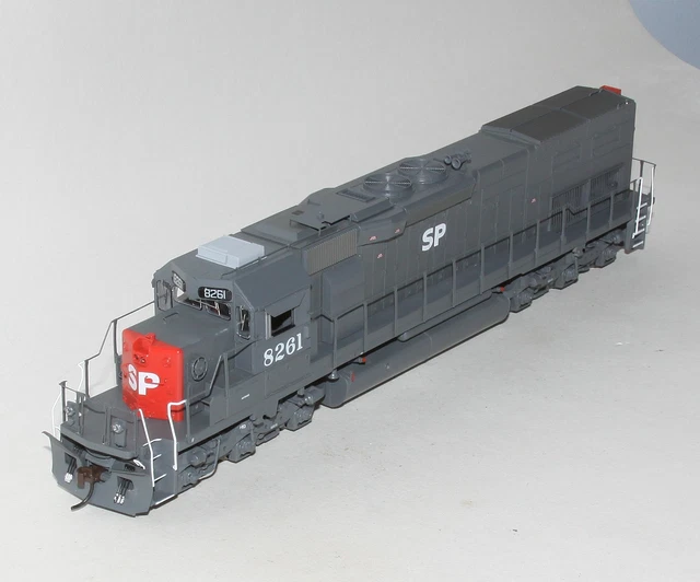 Scale Trains HO Rivet Counter SD40T-2 Southern Pacific "As Delivered