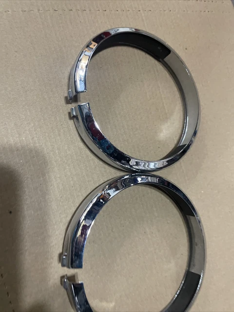 Genuine Harley Softail Touring Passing Fog Light Lamp Trim Ring Bezels 4” chrome