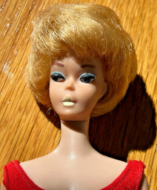 VTG BARBIE BUBBLE cut DOLL ginger blonde light white lips red swimsuit