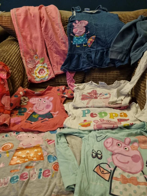 Pacchetto vestiti per ragazze età 3-5 anni top Peppa maiale. Pantaloni, Abiti 14 articoli