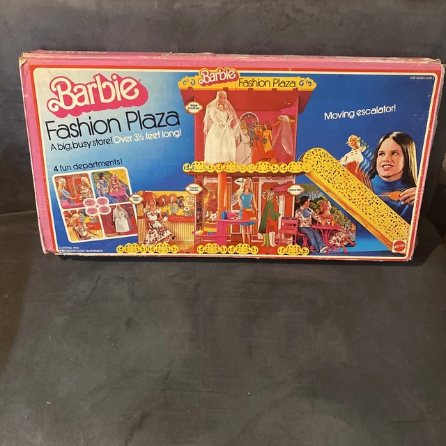 VINTAGE 1975 BARBIE Fashion Plaza Store New in Sealed Box Unused
