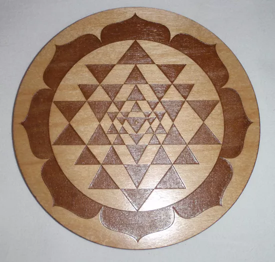 SRI YANTRA SRI CHAKRA Crystal Grid Plate Sacred Geometry Healing Metaphysical 6"