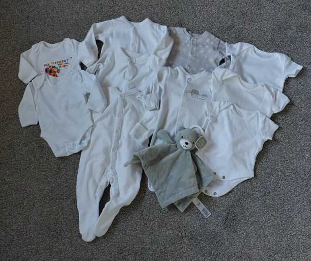 Newborn Unisex  boy/ girl baby clothes bundle sleepsuits ,vests,New comforter