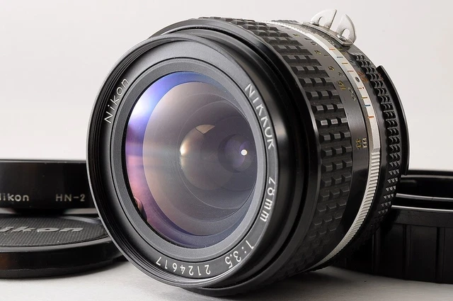 【NEAR MINT+】NIKON AIS NIKKOR 28mm F/3.5 MF Lens + HN-2 METAL Hood  From JAPAN