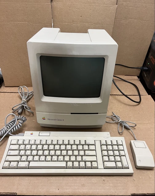 Apple Macintosh Classic Ⅱ M4150 s-l1200.jpg