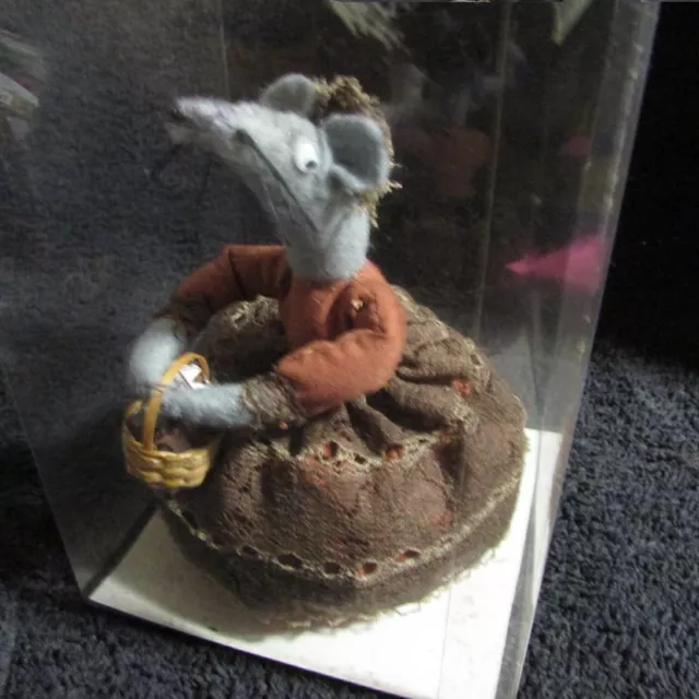 Superb Boxed Old Vintage Handmade Felt Mouse from Private Collection SHOPPING