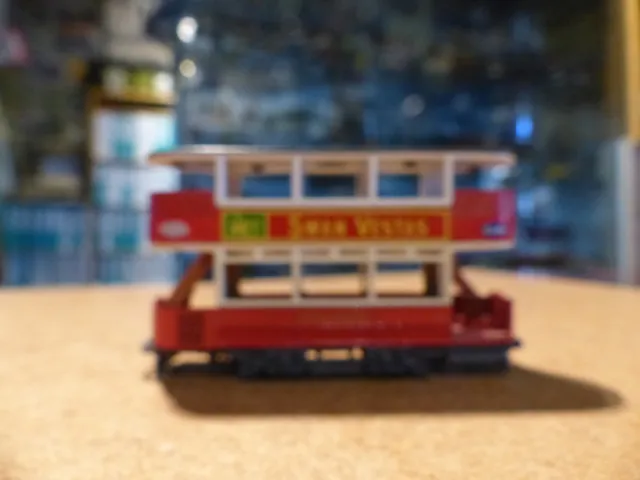 Jouets Tramway Bleu a Friction City Liner 46 cm - Portes ouvrantes -  vehicule Transport Miniature - nouveauté : : Jeux et Jouets
