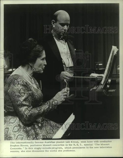 Press Photo Lili Kraus with Stephen Simon at piano in "The Mozart Concerto"
