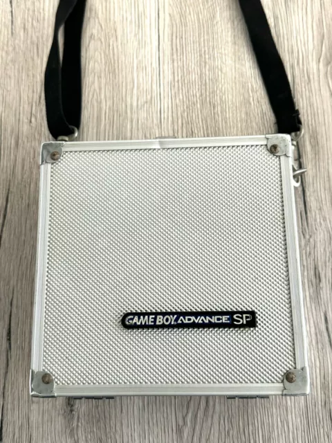 Boîte Métallique Nintendo Game Boy Advance SP